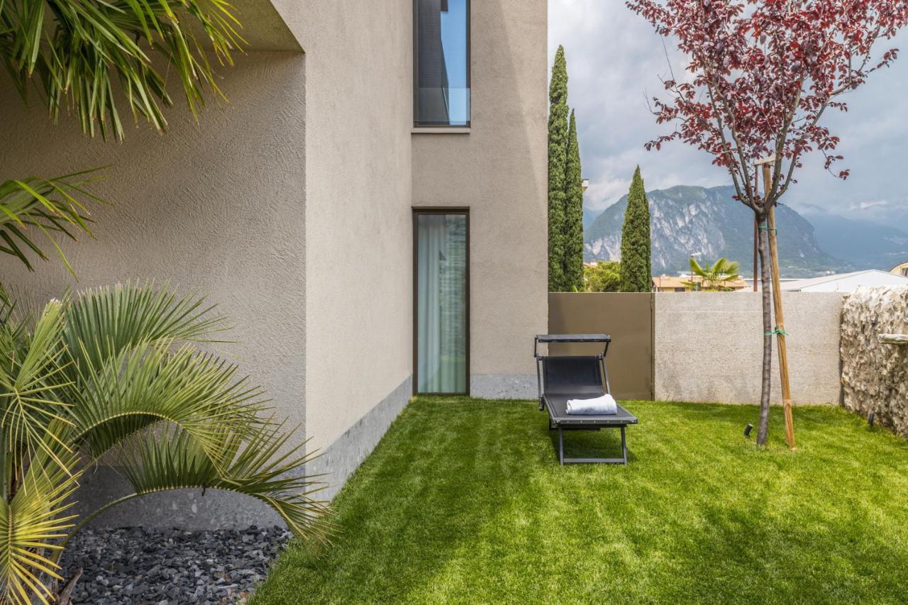 Essence - Charming Suites Riva del Garda Exterior foto