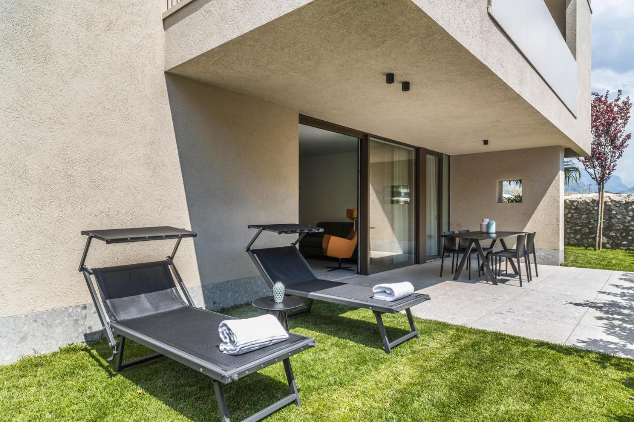 Essence - Charming Suites Riva del Garda Exterior foto