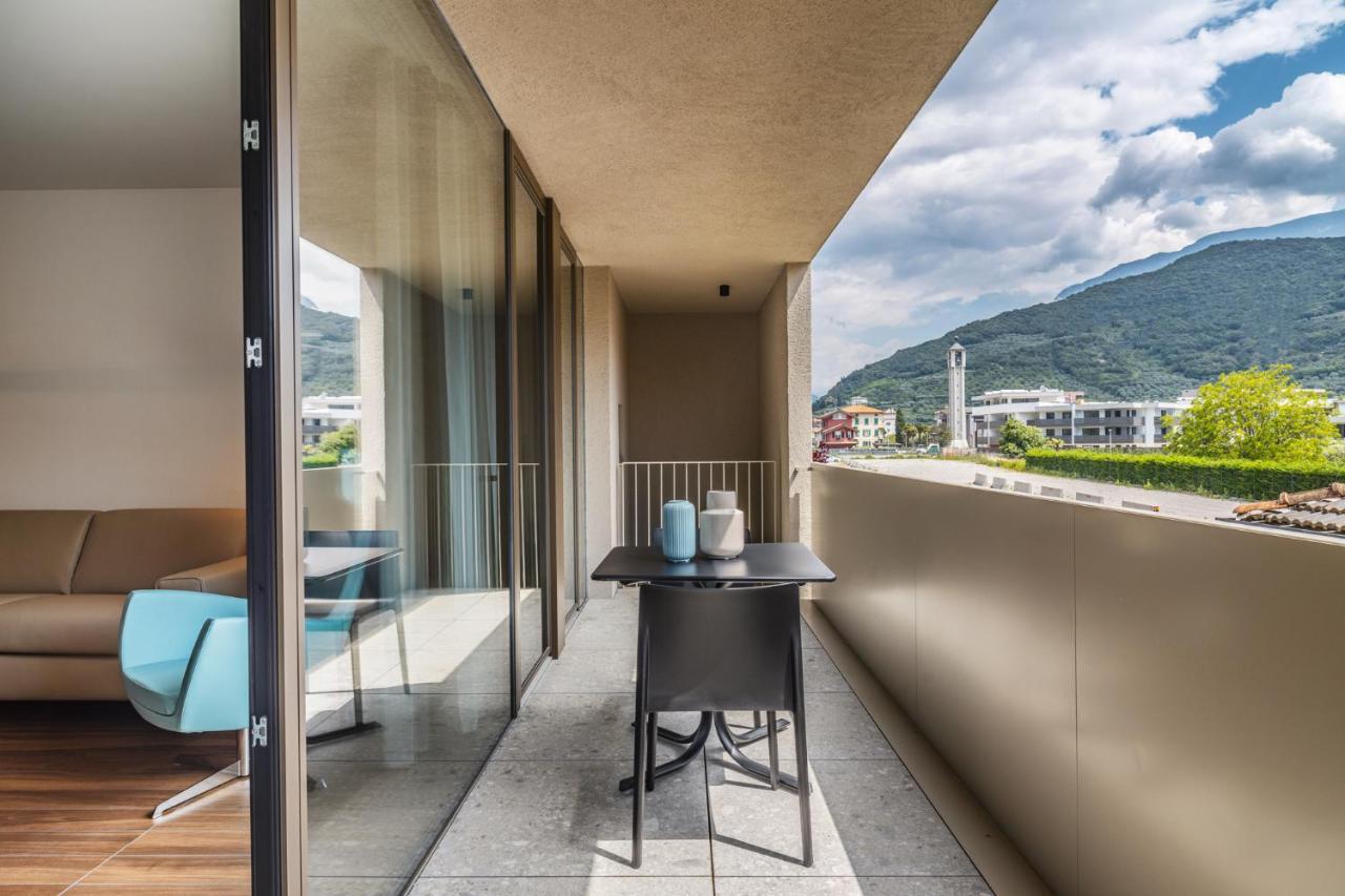 Essence - Charming Suites Riva del Garda Exterior foto