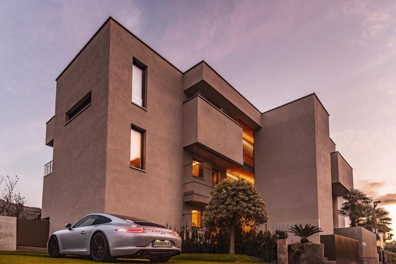 Essence - Charming Suites Riva del Garda Exterior foto