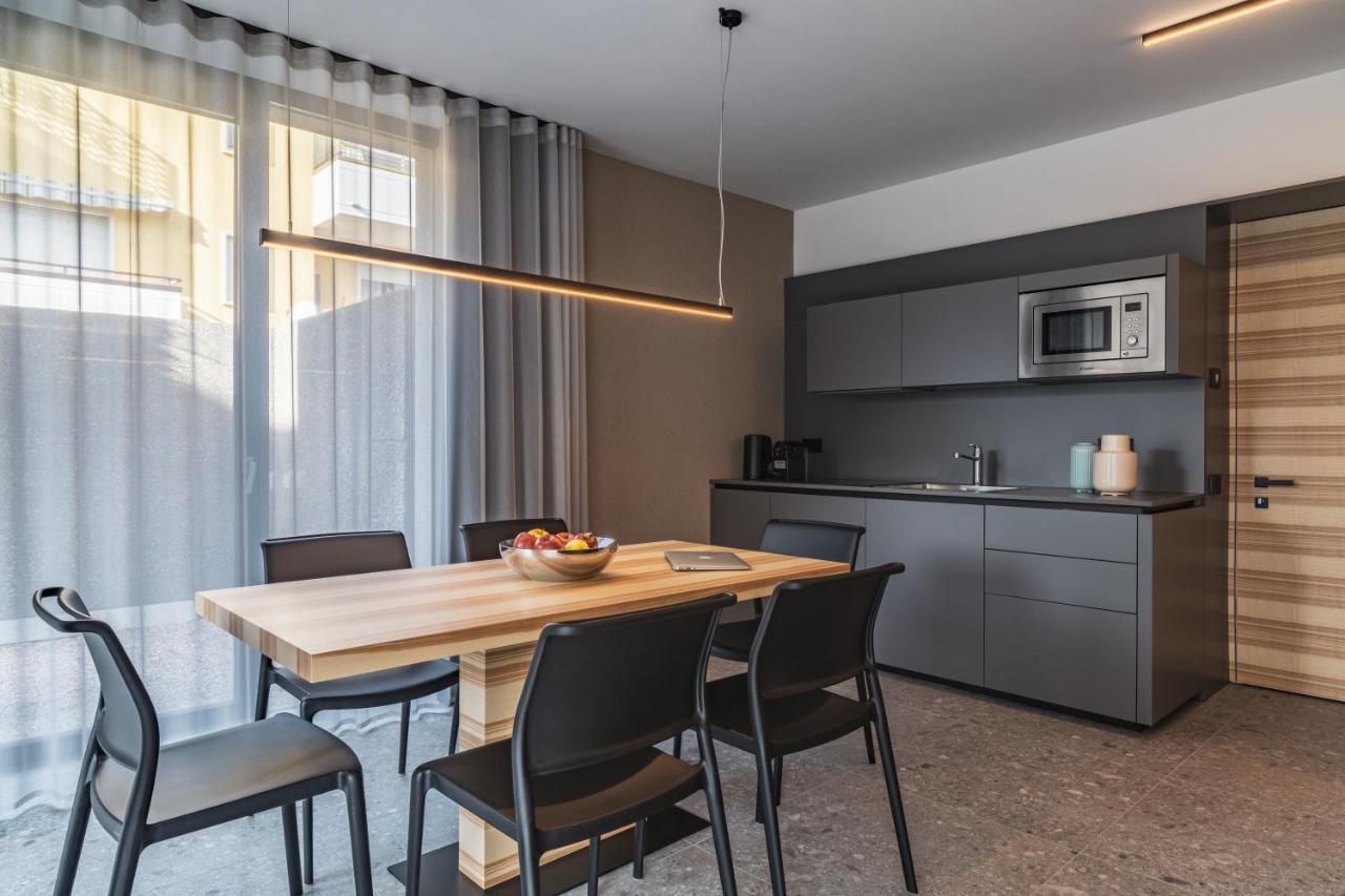 Essence - Charming Suites Riva del Garda Exterior foto