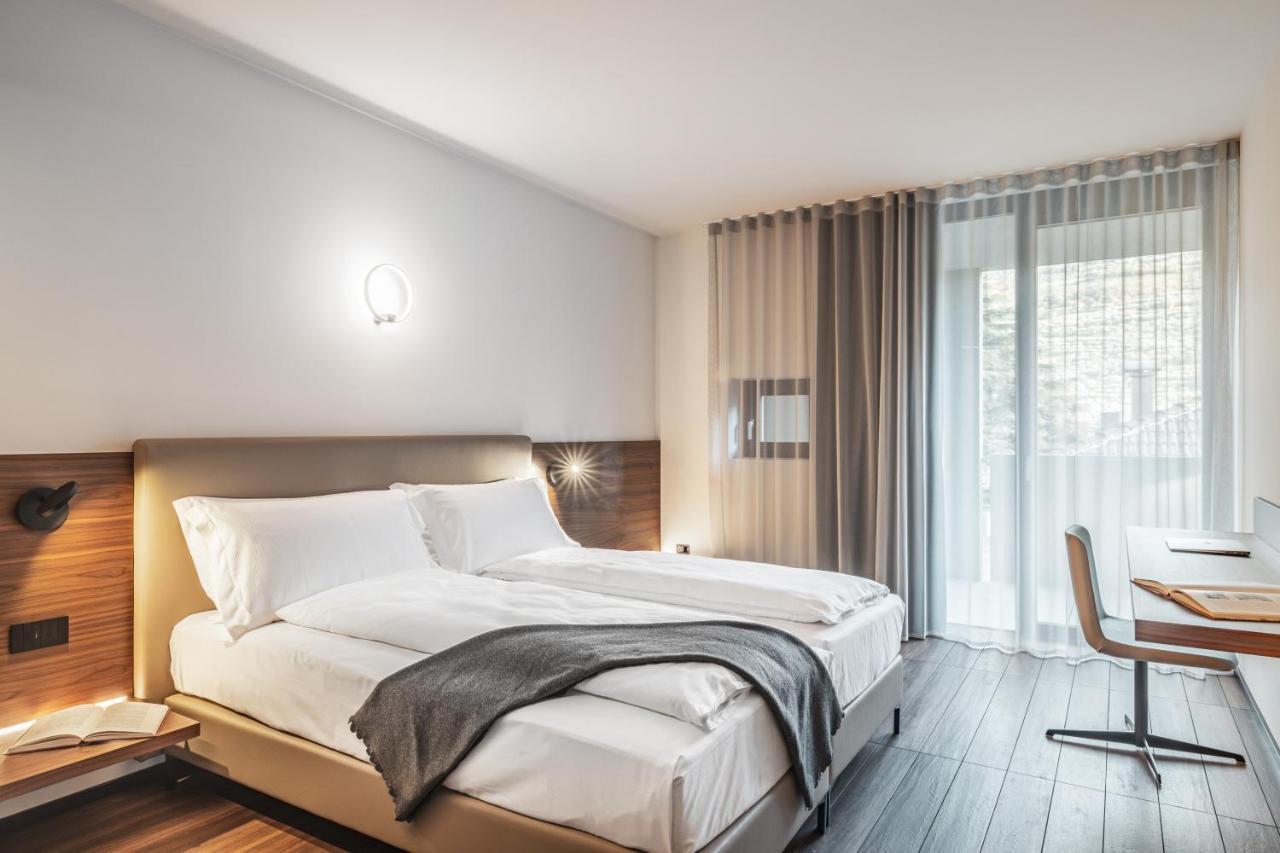 Essence - Charming Suites Riva del Garda Exterior foto